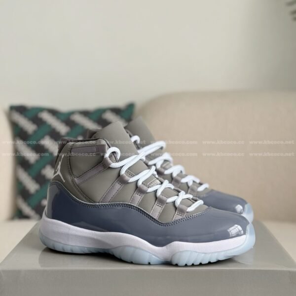 Jordan Air Jordan 11 Retro Concord