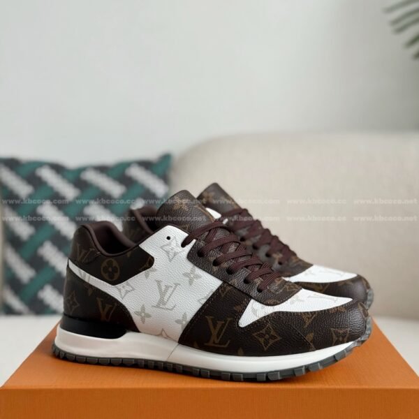 LOUIS VUITTON RUN AWAY CASUAL SHOES