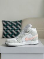 Jordan Air Jordan 1 Retro Basketball Shoes - Image 11