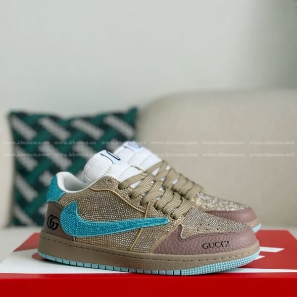 Jordan 1 x Gucci Hand-SetRhinestones Low Sneakers