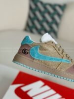 Jordan 1 x Gucci Hand-SetRhinestones Low Sneakers - Image 9