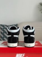 Jordan 1ne Hand-Set Rhinestones High Sakers - Image 4