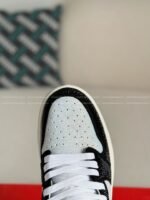 Jordan 1ne Hand-Set Rhinestones High Sakers - Image 6