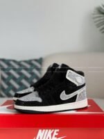 Jordan 1 Hand-Set Rhinestones High Sneakers - Image 3