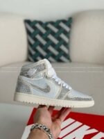 Jordan 1 Hand-Set Rhinestones High Sneakers - Image 8