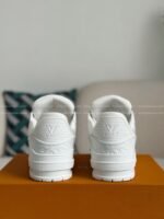 LOUIS VUITTON TRAINER SNEAKERS - Image 3
