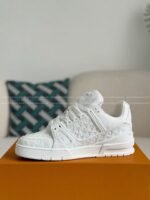LOUIS VUITTON TRAINER SNEAKERS - Image 12