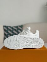 LOUIS VUITTON TRAINER SNEAKERS - Image 11