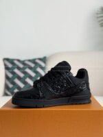 LOUIS VUITTON TRAINER SNEAKERS - Image 13