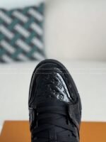 LOUIS VUITTON TRAINER SNEAKERS - Image 8