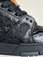 LOUIS VUITTON TRAINER SNEAKERS - Image 5