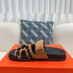 Hermes couple slippers - Image 12