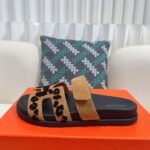 Hermes couple slippers - Image 11