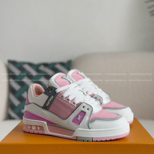 LOUIS VUITTON TRAINER SNEAKERS