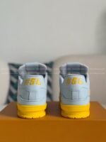 LOUIS VUITTON TRAINER SNEAKERS - Image 3