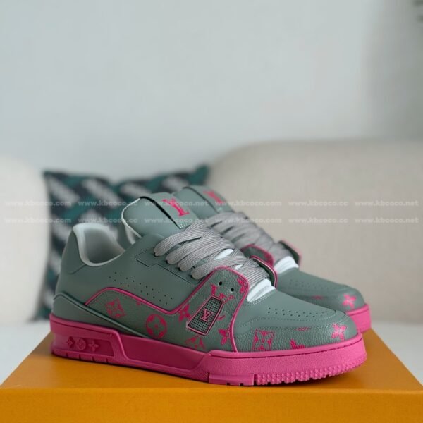 LOUIS VUITTON TRAINER SNEAKERS