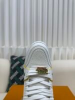 LOUIS VUITTON TRAINER SNEAKERS - Image 6