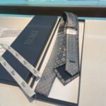 Dior CD embroidered label tie for men - Image 3