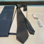 Dior Men's New Tie, 100% Top Handcrafted Customization - Image 6
