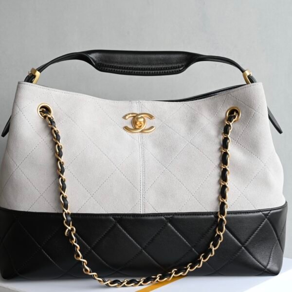 Chanel 𝟮𝟱𝗔 shopping bag𝗁𝗈𝖻𝗈 small size gray and black