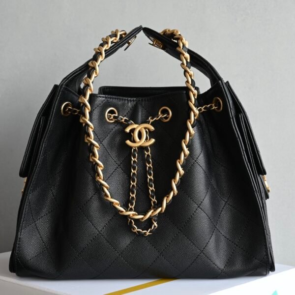 Chanel 𝟮𝟱𝐒𝐁𝐚𝐠 Hippie Shopping Bag Small Black