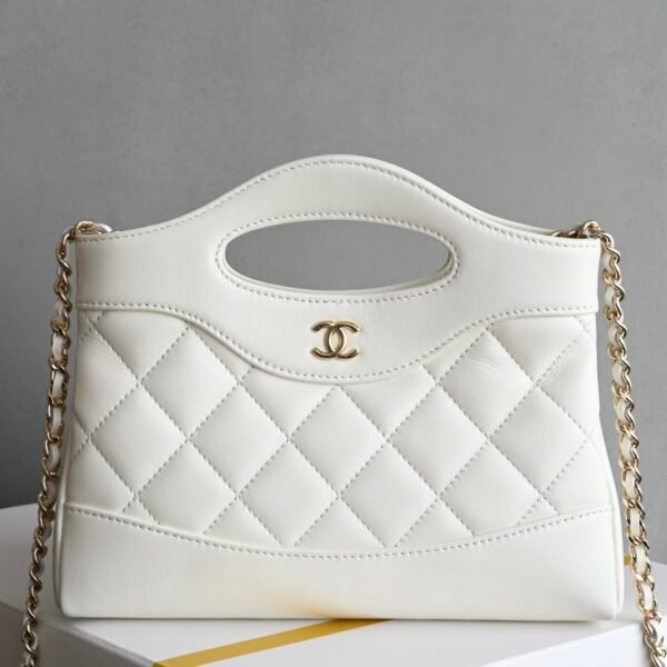 Chanel 𝟮𝟓𝐏 Lambskin Series 𝟥𝟣𝖡𝖺𝗀 𝖭𝖺𝗇𝗈 White