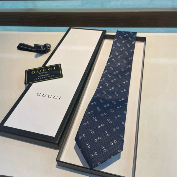 Gucci Small G LOGO 100% jacquard silk men's tie