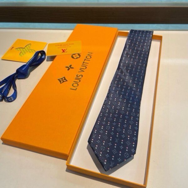 Louis Vuitton exquisite small logo 100% top jacquard silk tie