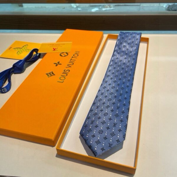 Louis Vuitton exquisite small logo 100% top jacquard silk tie