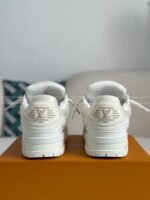 LOUIS VUITTON TRAINER MAXI SNEAKERS - Image 3