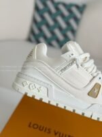 LOUIS VUITTON TRAINER MAXI SNEAKERS - Image 10