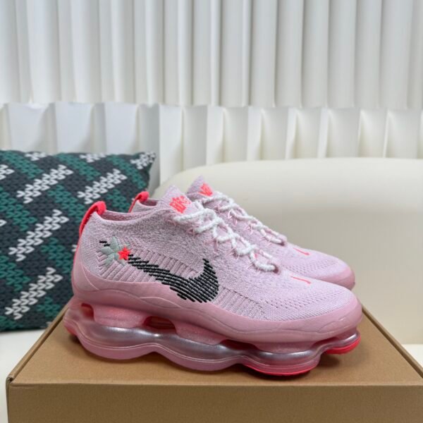 Nike Air Max Scorpion Low-Top Sneakers for Women