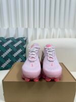 Nike Air Max Scorpion Low-Top Sneakers for Women - Image 3