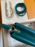 Louis Vuitton Capucines BB Handbag Size: 27cm*18cm*9cm - Image 15