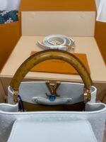 Louis Vuitton Capucines BB Ostrich Leather Handbag Model: M24714 Size: 27cm*18cm*9cm - Image 7