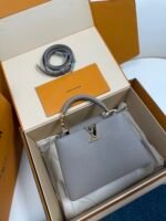 Louis Vuitton Capucines BB Handbag Model: M24698 Size: 27cm*18cm*9cm - Image 2