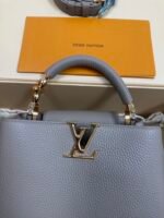 Louis Vuitton Capucines BB Handbag Model: M24698 Size: 27cm*18cm*9cm - Image 4