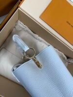 Louis Vuitton x TM Capucines handbag in white and purple. Model: M13253 Dimensions: 27 cm x 17.3 cm x 9 cm. - Image 11