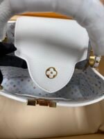 Louis Vuitton x TM Capucines handbag in white and purple. Model: M13253 Dimensions: 27 cm x 17.3 cm x 9 cm. - Image 8