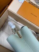 Louis Vuitton x TM Capucines handbag in white and purple. Model: M13253 Dimensions: 27 cm x 17.3 cm x 9 cm. - Image 16