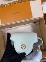 Louis Vuitton x TM Capucines handbag in white and purple. Model: M13253 Dimensions: 27 cm x 17.3 cm x 9 cm. - Image 11