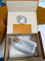 Louis Vuitton Capucines BB Handbag Model: M24698 Size: 27cm*18cm*9cm - Image 13