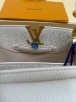 Louis Vuitton Capucines BB Handbag Model: M24698 Size: 27cm*18cm*9cm - Image 6