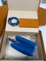 Louis Vuitton Capucines BB Handbag Model: M82904 Size: 27cm*18cm*9cm - Image 13