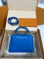 Louis Vuitton Capucines BB Handbag Model: M82904 Size: 27cm*18cm*9cm - Image 10