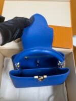 Louis Vuitton Capucines BB Handbag Model: M82904 Size: 27cm*18cm*9cm - Image 6