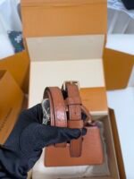 Louis Vuitton Capucines BB Ostrich Leather Handbag Model: M24714 Size: 27cm*18cm*9cm - Image 5