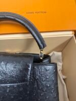 Louis Vuitton Capucines BB Ostrich Leather Handbag Model: M24714 Size: 27cm*18cm*9cm - Image 5