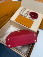 Louis Vuitton Capucines BB Handbag Model: M82904 Size: 27cm*18cm*9cm - Image 7