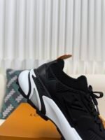 LOUIS VUITTON RUNNER TATIC SNEAKERS - Image 10